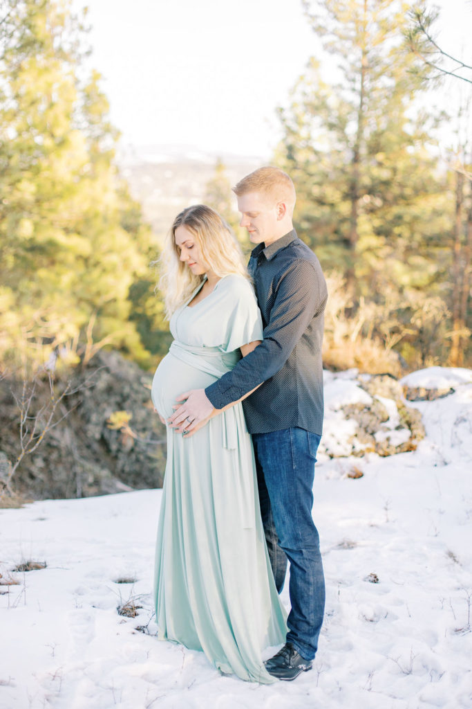 Spokane maternity photographers